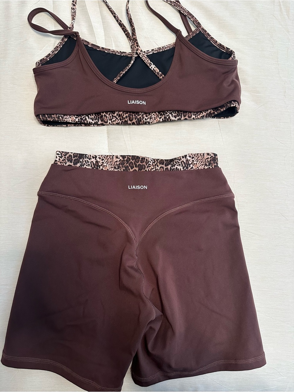 Double Layer Sporty Scoop Bra - Picture 4 of 5